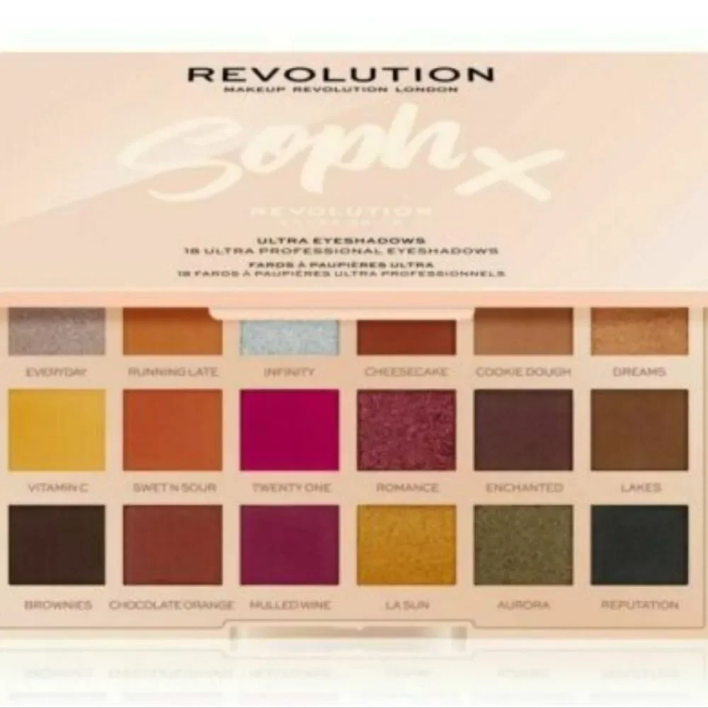 Revolution Beauty Soph X Extra‎ Spice Palette